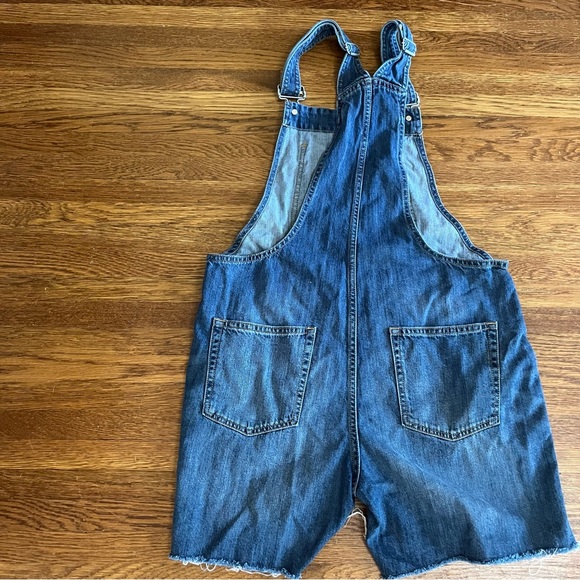 Gap womens shortalls S medium blue distressed grunge - Picture 8 of 8